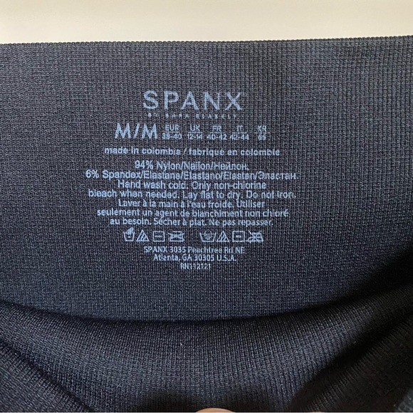 SPANX Seamless Leggings - Picture 5 of 5